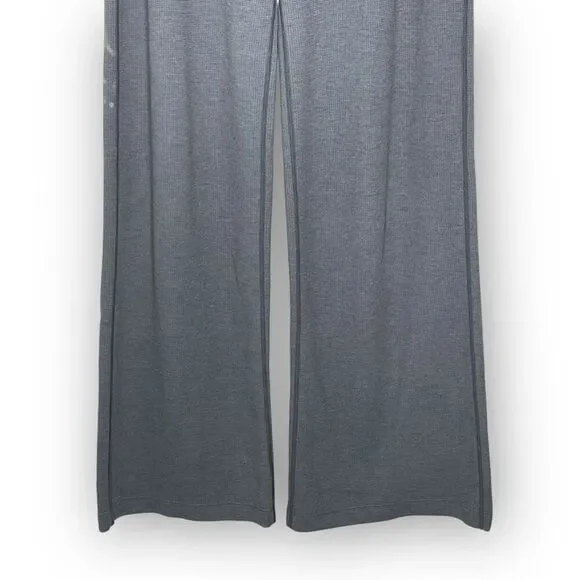 Vuori Bayview Thermal Wide Leg Pants Waffle Knit Gray Women’s Size XL - Picture 4 of 9